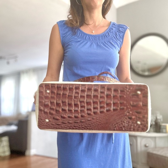 NWT Brahmin Pecan Pipa Leather and canvas Tote Bag and wristlet - Picture 10 of 14